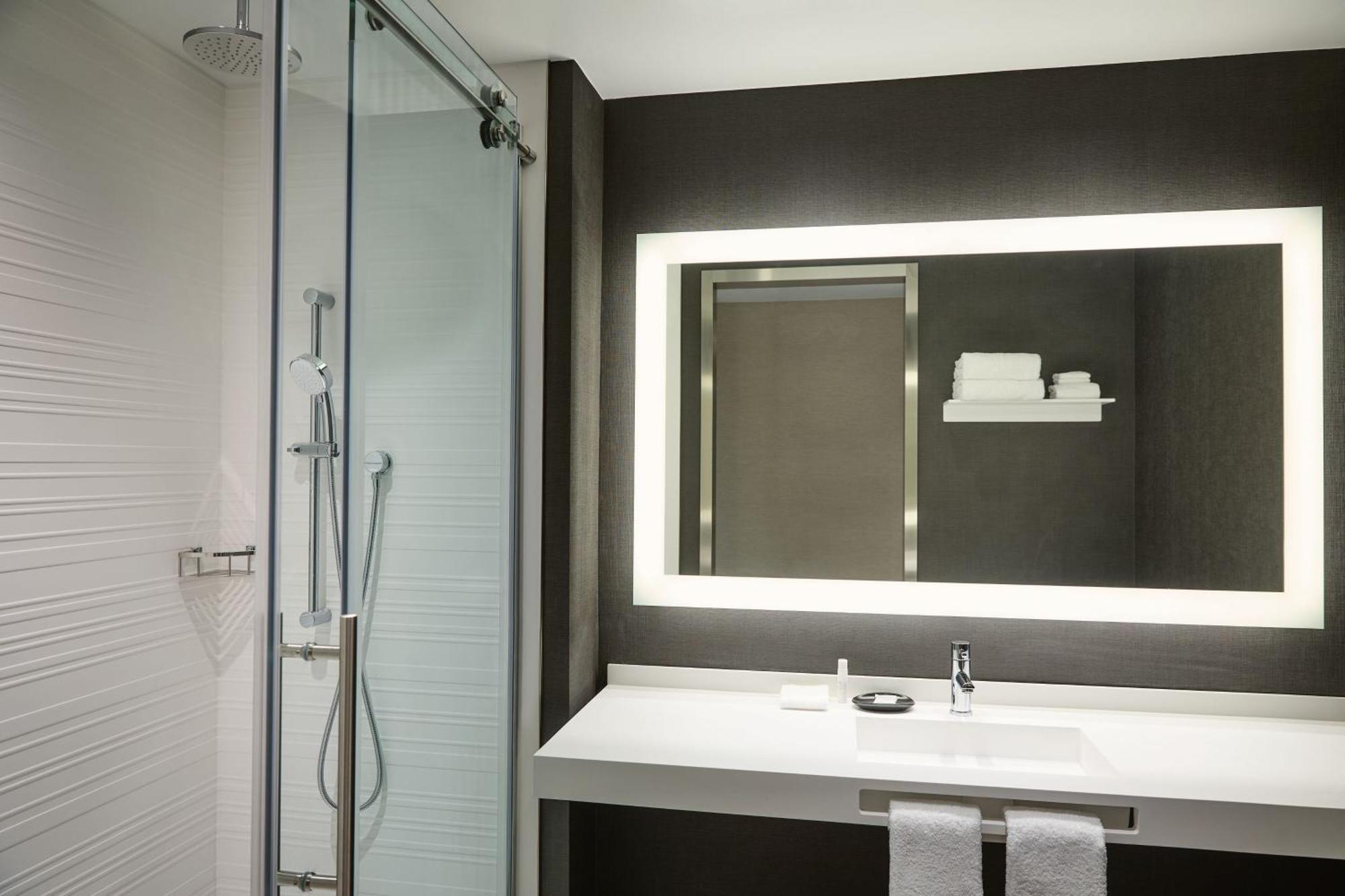 Ac Hotel By Marriott Kansas City Downtown Εξωτερικό φωτογραφία
